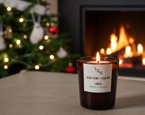 black plum and rhubarb candle