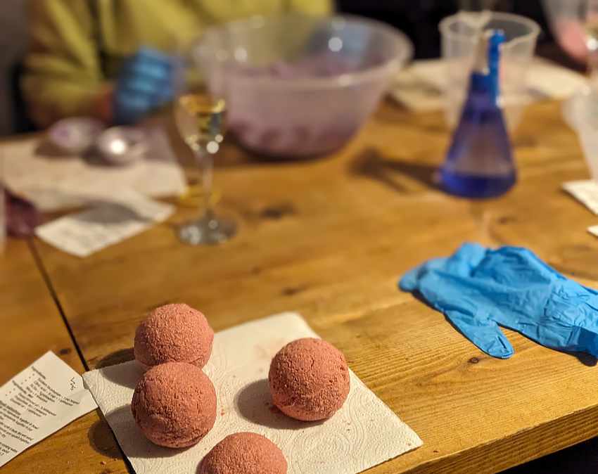 Workshop at Champneys - A Blissful 2 Bath Bombs and 1 Pulse Oil 3 bath bomb workshop